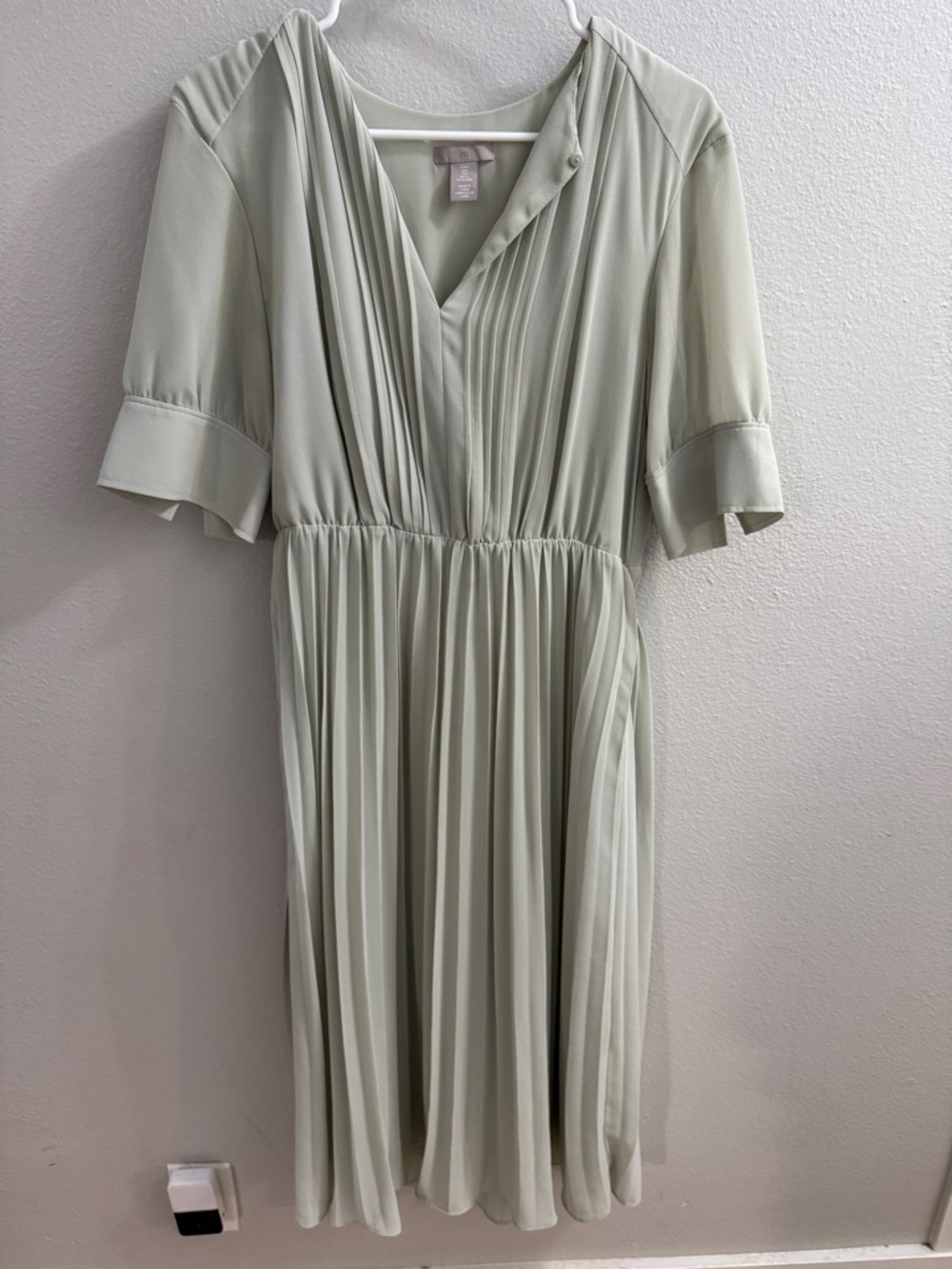 H&M | Light Sage Pleated Women’s Dress